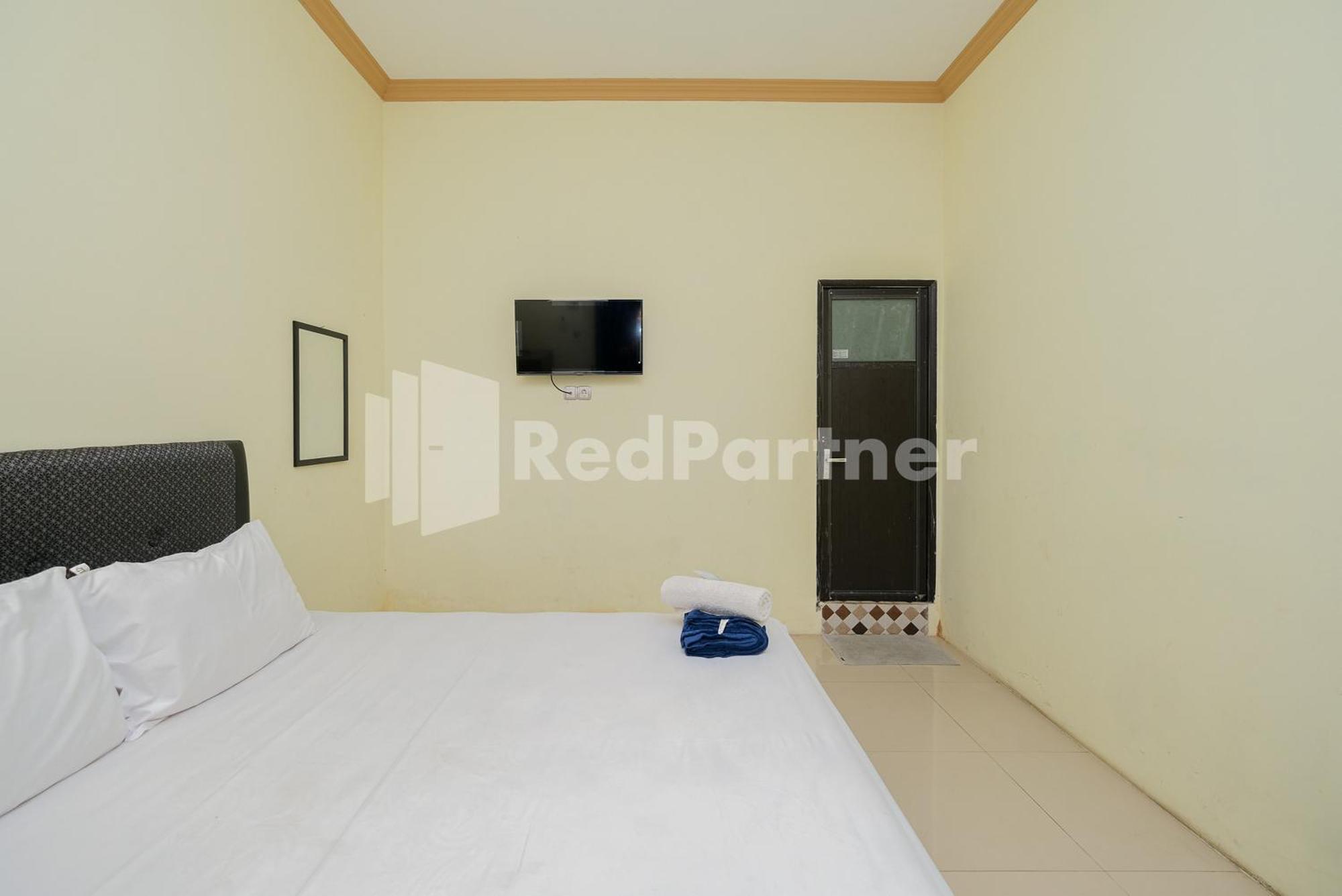 Grand Kencana Guesthouse Syariah Near Wisata Bahari Lamongan Paciran Buitenkant foto